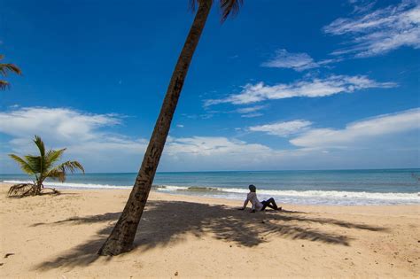 Kalabari Beach: Discover Tranquility and Unforgettable Sunsets on Nigeria's Coastline!