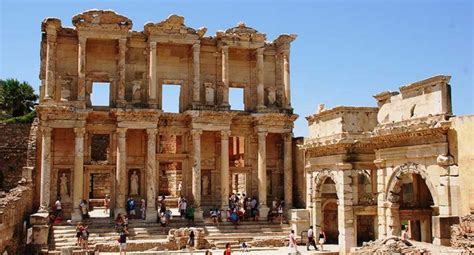 The Ancient Wonders of Ephesus! A Journey Through Time and Marble.