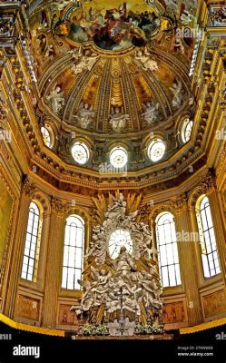  The Duomo di Napoli: A Triumph of Gothic Grandeur and Artistic Splendor!